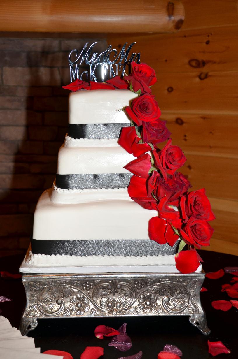 View wedding cakes