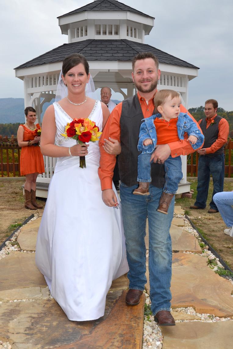 outdoor weddings in pigeon forge