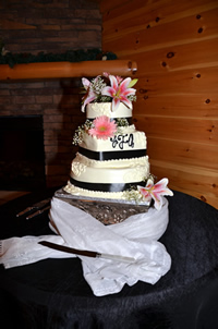 wedding cakes at angels view